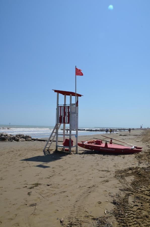 Mar60 Apartments Caorle Eksteriør billede